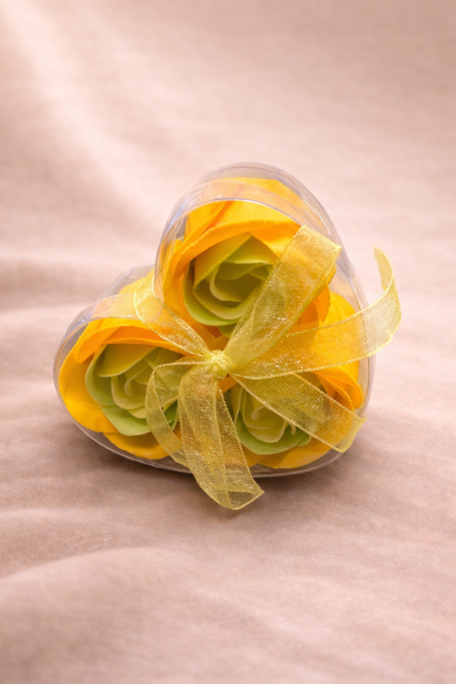 Coeur de fleurs de Savon - Roses Jaunes