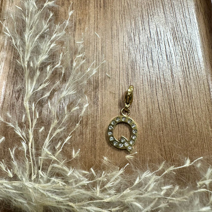 Charm Lettre Strass  - Doré 11mm