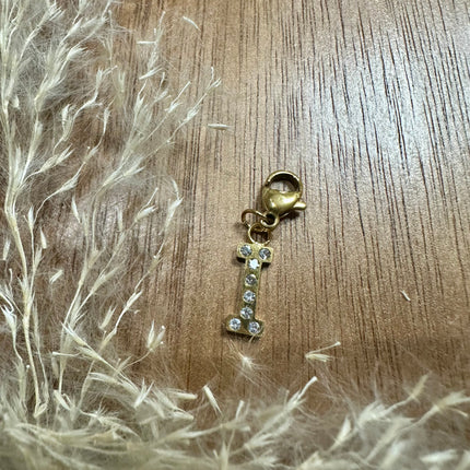 Charm Lettre Strass  - Doré 11mm