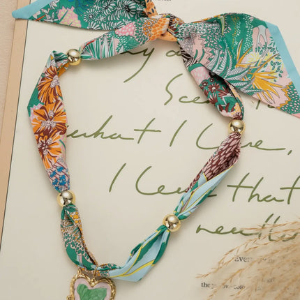 Collier Foulard Cœur