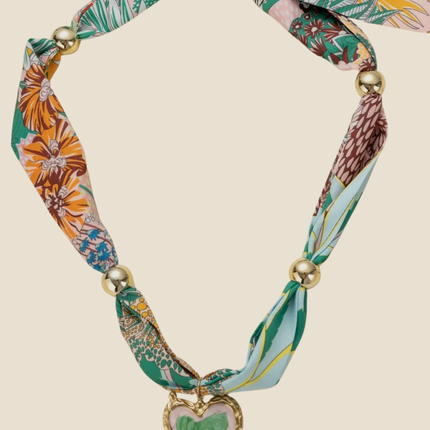 Collier Foulard Cœur